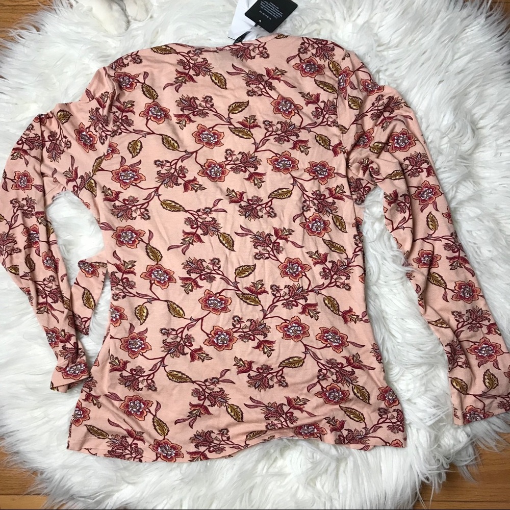 NWT Bobeau Peach Floral Long Sleeve Wrap Top - Picture 4 of 7